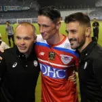 Fernando Torres dice addio al calcio: l’ultima partita contro Iniesta e Villa